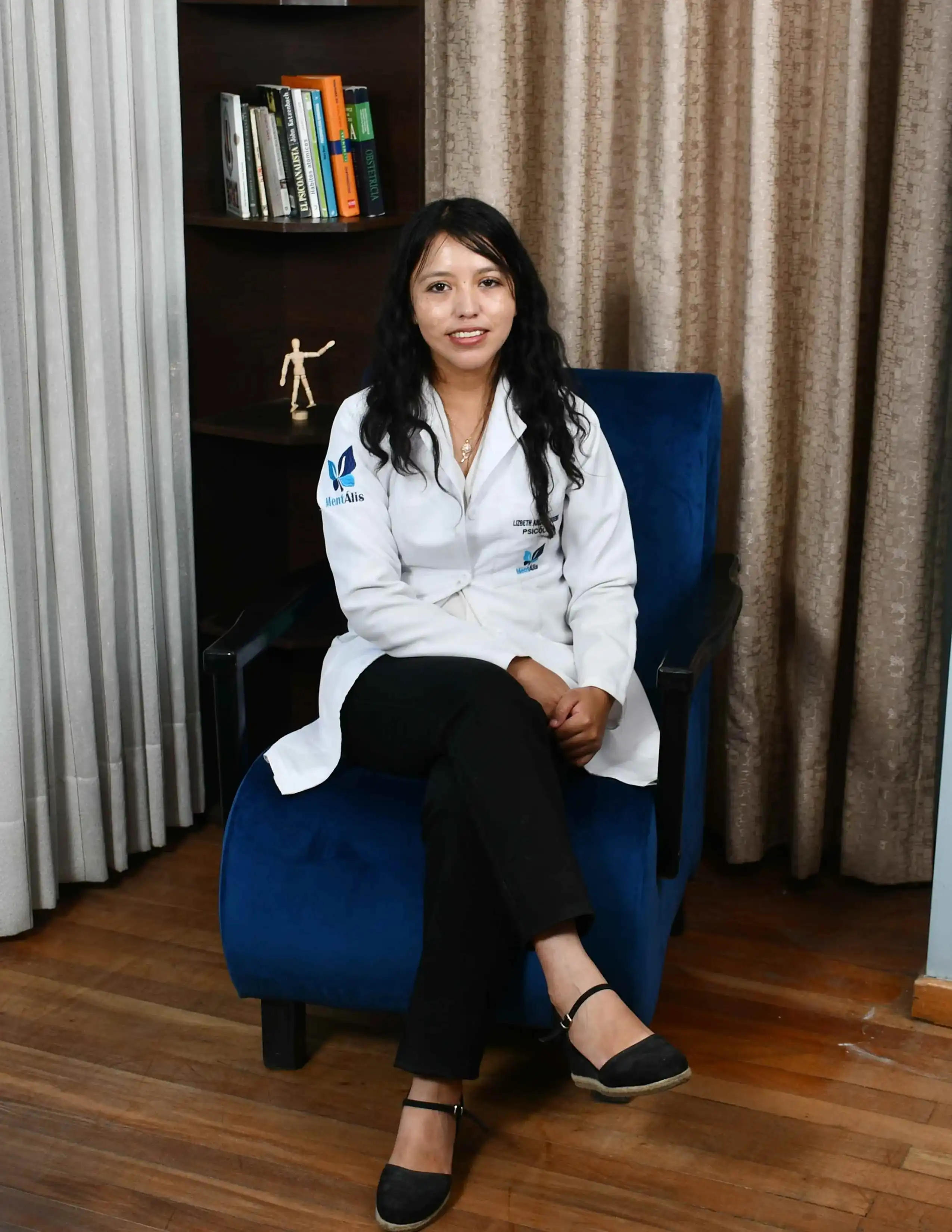 Lic. Liz Oquendo en consultorio